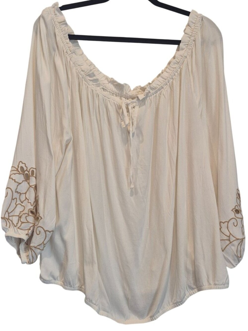 Maurices Cream Peasant Top Floral Embroidered Flowy Womens Plus Size 2X NEW